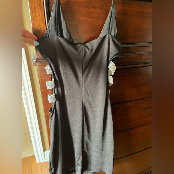 Little black mini dress - Picture 3 of 6